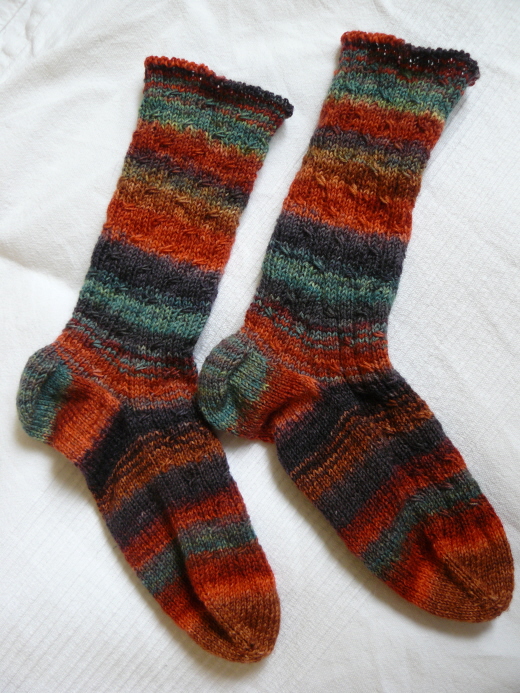 socken-aus-strickschlauch-fertig